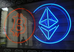 ضرر ۲ میلیارد دلاری روی دست خریداران میم‌کوین ترامپ/ استقبال اماراتی‌ها از اپلیکیشن‌های کریپتو