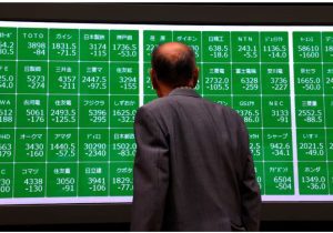 روز آزادی ترامپ نزدیک شد ؛ بورس ها در بیم، طلا در اوج