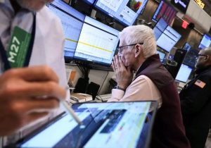 چشم بازارها به تصمیم فدرال رزرو؛ نرخ طلا نزولی می‌شود؟