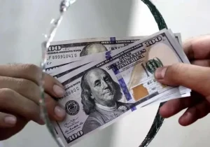 قیمت دلار با سر سقوط کرد (۲۰ اردیبهشت)