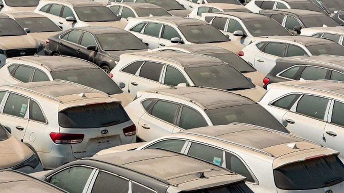 دپوی ۵۰ هزار خودروی خارجی در گمرک بم
