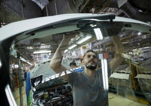 ایران‌خودرو و سایپا؛ ساعتی دو میلیارد تومان زیان