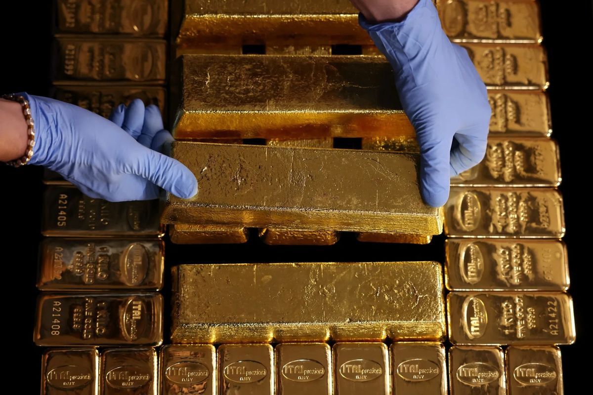 حرکت سرمایه‌گذارن خرد در مقابل بزرگان؛ بازار طلا و ارز رنج شد