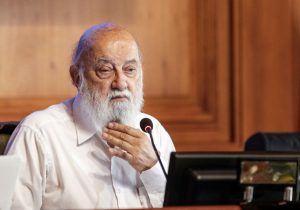 نصب دکل‌های مخابراتی نیاز به مجوز شهرداری داشت