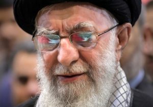 واکنش رهبر انقلاب درباره تابلوی عصر عاشورای استاد محمود فرشچیان