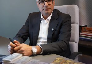 سرمایه‌گذاری مطمئن در شمش طلا: گفتگوی اختصاصی با استراتژیست طلا و جواهر