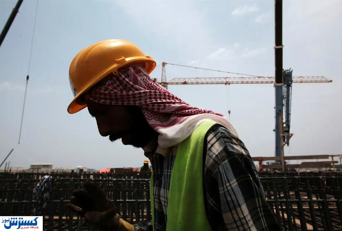 فشار بی رحمانه به جامعه کارگری؛ دلار ۱۰۷ هزار تومانی کارگران را بیچاره کرد