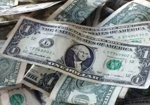 قیمت دلار امروز بازار را به اوج برد (۲۴ آبان ۱۴۰۴)