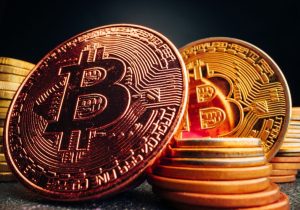 بنیان‌گذار پلتفرم سنتیمنت: بازار ارز دیجیتال هنوز به کف نرسیده است