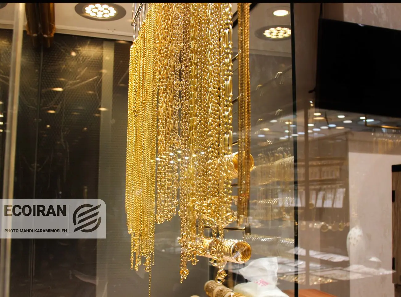 مظنه طلا امروز شنبه ۶دی/ طلا ۶۴میلیونی شد + جدول و جزئیات