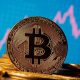 بازار رمزارز‌ها زیر فشار/ بیت‌کوین عقب نشست
