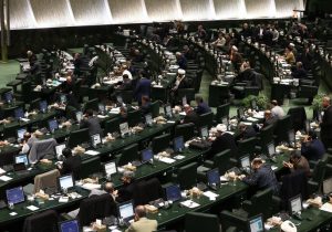 سازوکار مجلس برای پوشش بیمه‌ای دستیاران علوم پزشکی