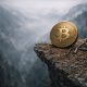 سقوط بیت کوین به سوی پنجمین ماه منفی متوالی؛ فشار فروش ETF ها قیمت را به ۵۸,۰۰۰ دلار نزدیک کرد