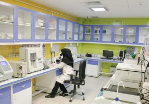 ۸۰ درصد تصمیمات پزشکی وابسته به آزمایشگاه‌ها است