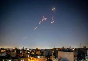 اینفوگرافیک/ رشد ۶ درصدی تولید فولاد در سایه دو جنگ