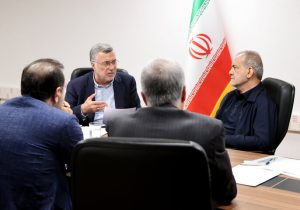 برگزاری جلسه بررسی برنامه‌های تأمین دارو و تجهیزات پزشکی در سال ۱۴۰۵