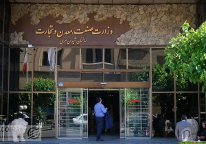 صمت: برنامه داریم ۷۵ هزار خودرو وارد کنیم!+ جزئیات