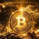 نوسان بیت کوین در محدوده ۷۷ هزار دلار؛ خروج ۲۰۲ میلیون دلار سرمایه از ETFها