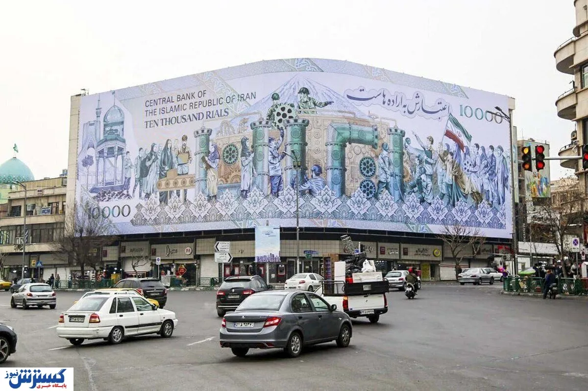 ۲ راهکار برای نجات قدرت خرید مردم / دستمزدها بالا برود یا کالابرگ بیشتر شود؟