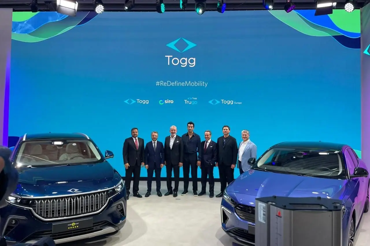 همایش مالکان خودرو ملی ترکیه در آلمان turkish-carmaker-toggs-new-t10f-model-unveiled-in-munich-3206568